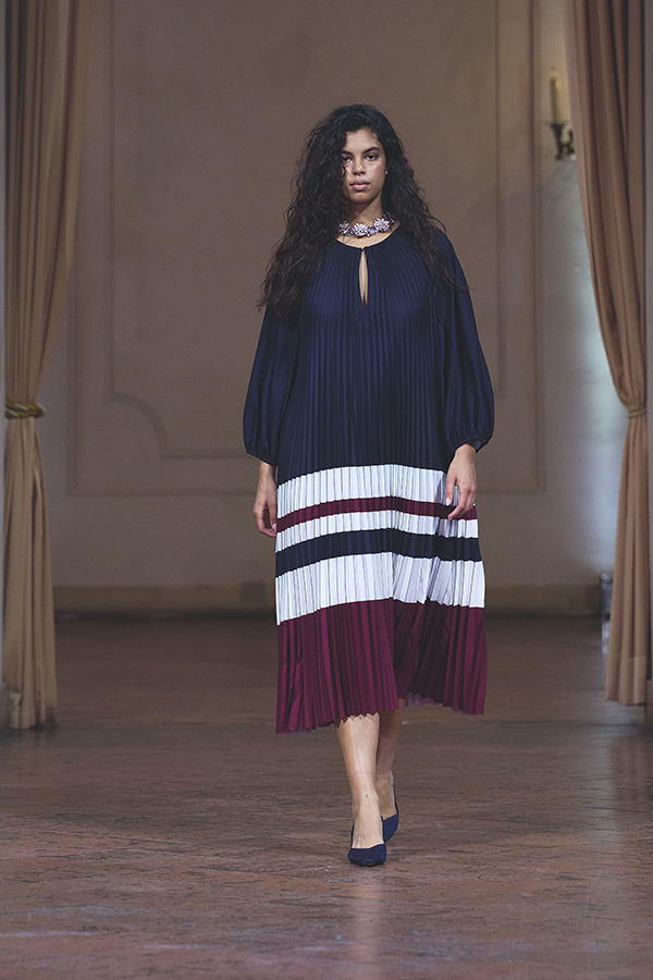 Marina Rinaldi PalAlbergati 0494 900 600 Marina Rinaldi