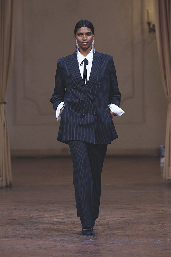 Marina Rinaldi PalAlbergati 1052 900 600 Marina Rinaldi