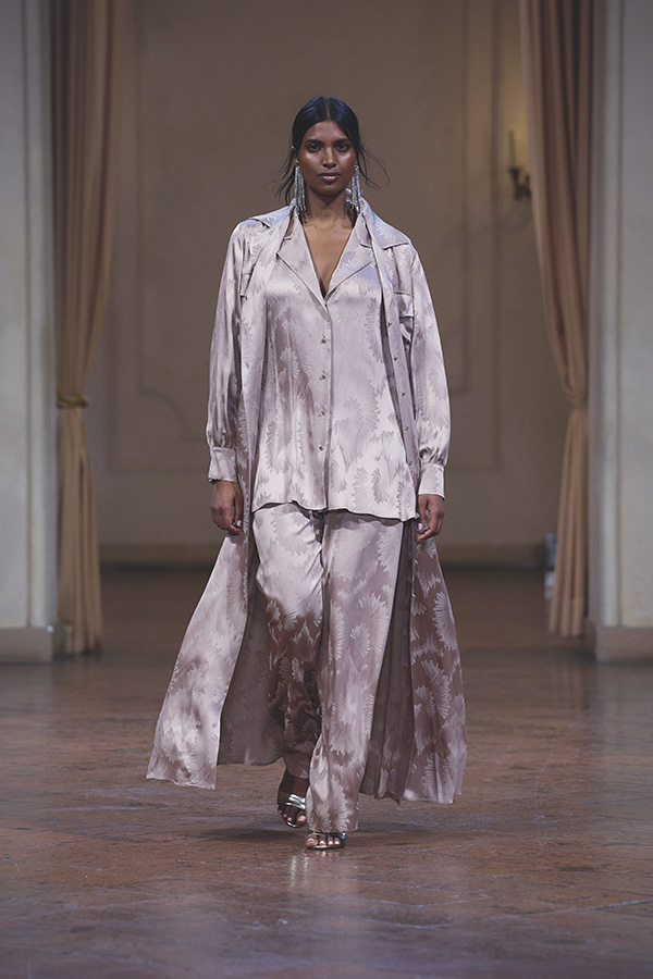 Marina Rinaldi PalAlbergati 0848 900 600 Marina Rinaldi