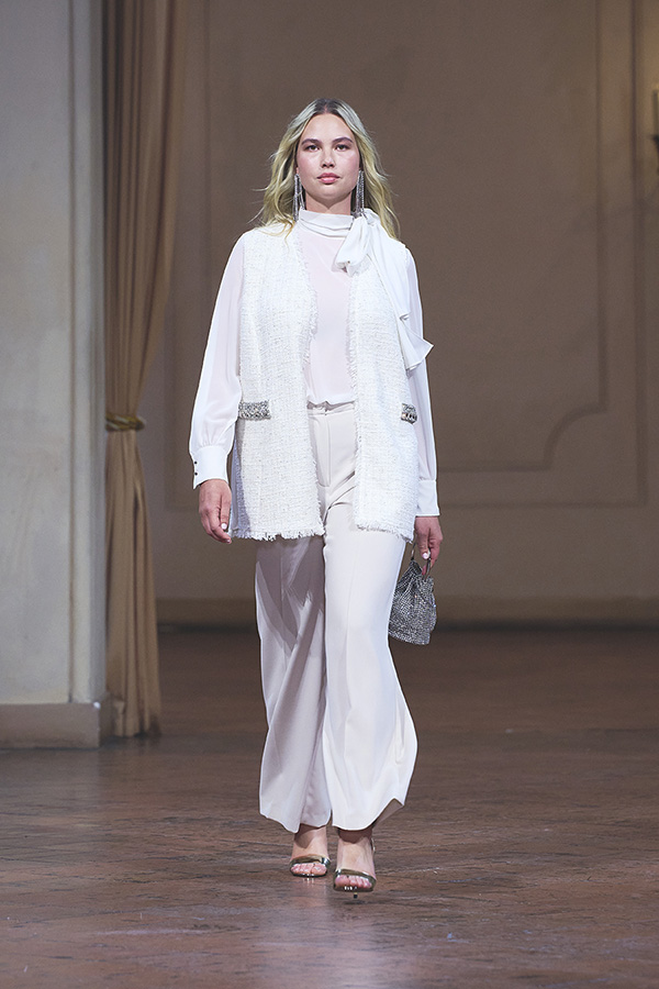 Marina Rinaldi PalAlbergati 0917 900 600 Marina Rinaldi