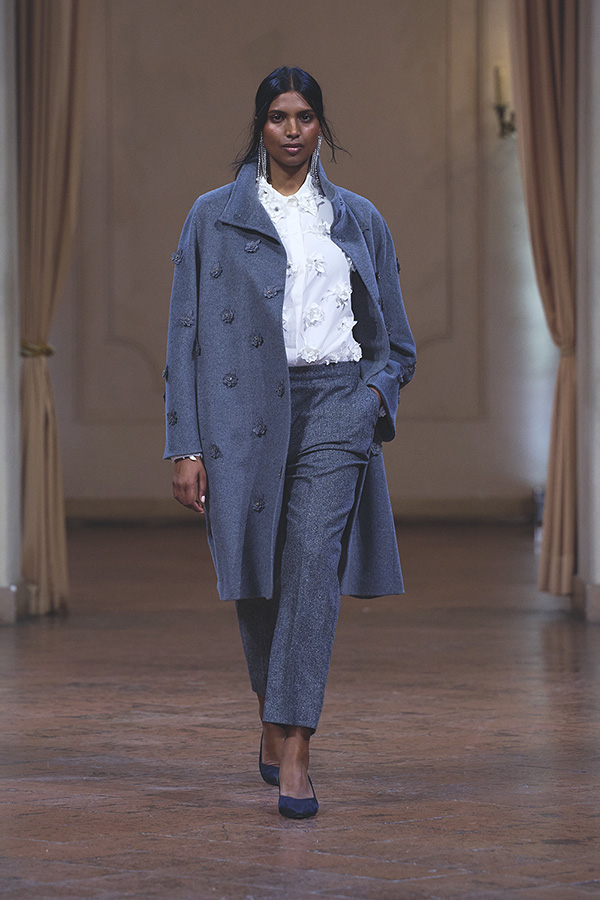 Marina Rinaldi PalAlbergati 0336 900 600 Marina Rinaldi